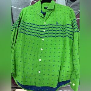 Bundle 3 for $15. Boronea Boutique Vibrant Green and Blue Men's Shirt. Size S.